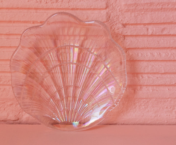 shell shaped dish with iridescent glow