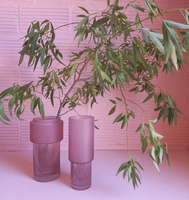 dusty pink ribbed vases in 2 sizes