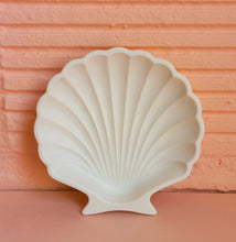 Load image into Gallery viewer, Shell Trinket or Soap Dish
