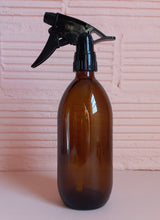 Load image into Gallery viewer, 500ml Amber/Clear Bottle with White/Black Trigger Spray
