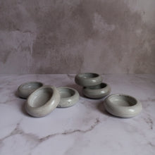 Load image into Gallery viewer, Light grey cement tealight holder
