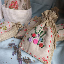 Load image into Gallery viewer, Emroidered Linen  Lavender Sachet
