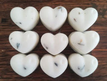 Load image into Gallery viewer, Wild rose heart shape wax melts
