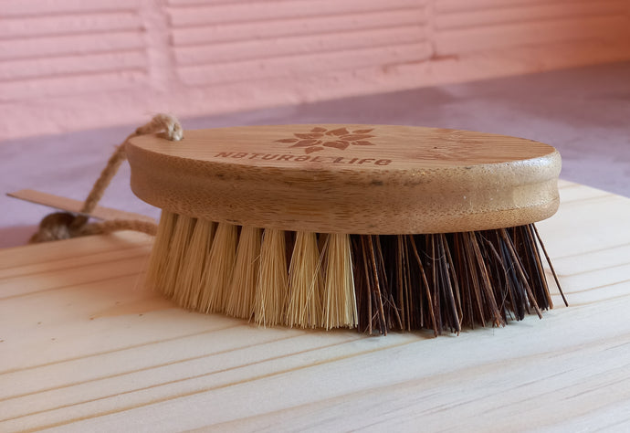 All natural scrubbing or vehhie brush with bamboo handle and sisal bristles